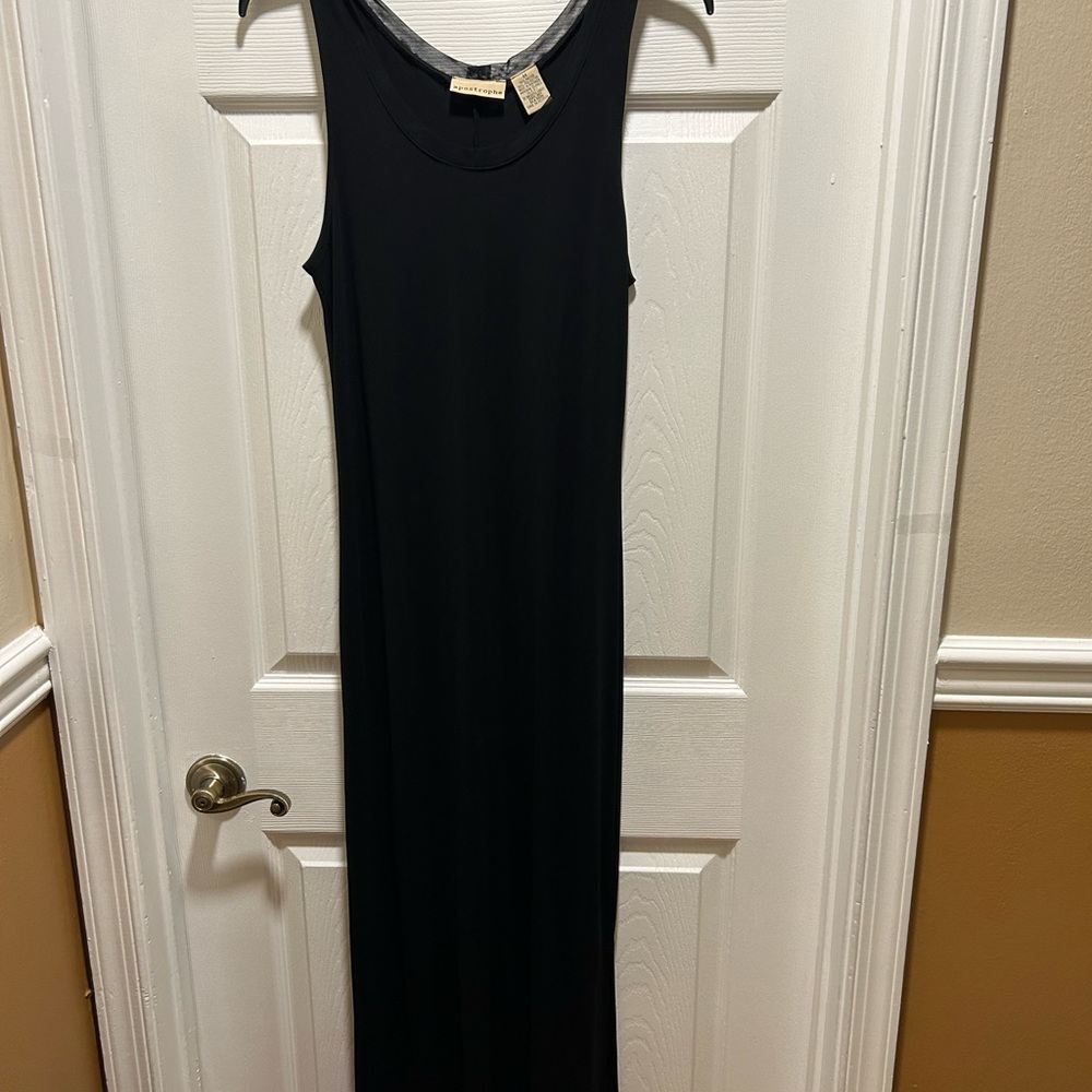 Dress - Picture 2 of 5